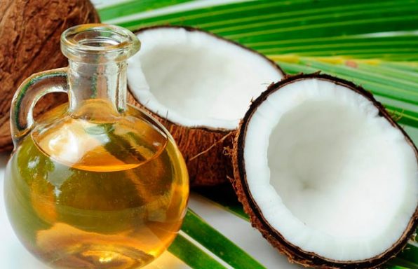 Mascarilla natural para el cabello con aceite de coco