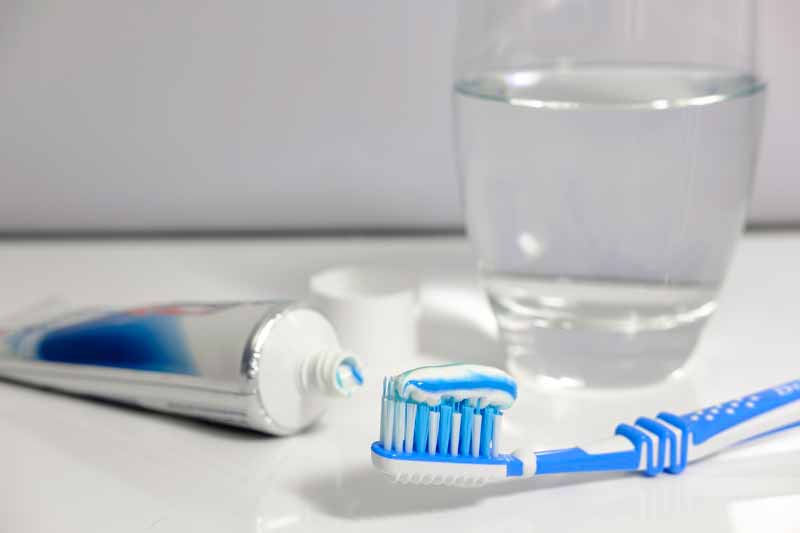 Pasta de dientes para tratamientos de belleza